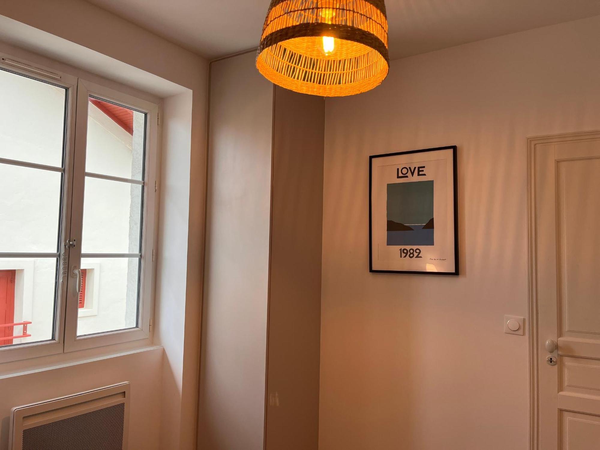 Appartement Lumineux 3 Pieces Pres Des Halles Et De La Plage, Wifi, Clim, Parkings Proches - Fr-1-239-910 Saint-Jean-de-Luz Extérieur photo